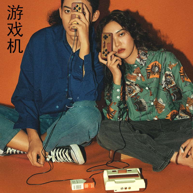 婚纱摄影道具复古创意小清新文艺情侣游戏机儿童拍照影楼旅拍摆件