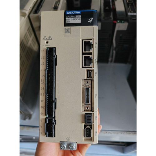 安川伺服器SGD7S-5R5A30B202 拆机2台 议价