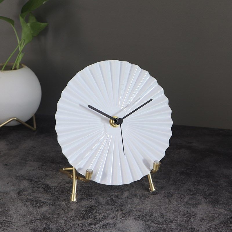 创意金属台钟金色迷你时钟家用商用桌面装饰钟表现代小号钟饰摆件