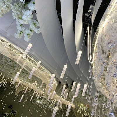 婚庆吊顶装饰10头透明亚克力梅花管吊灯婚礼场景布置迎宾区挂灯