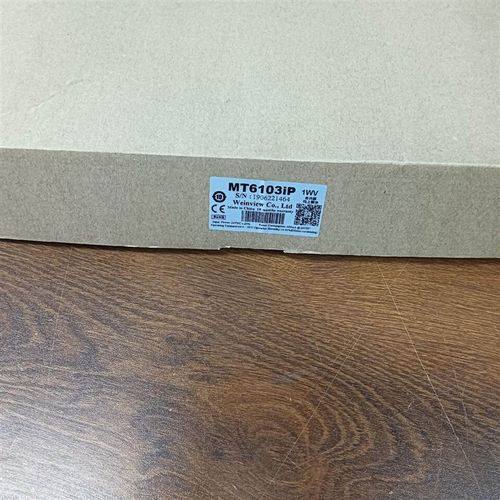 MT6103IP 威纶通触摸屏  盒码一致