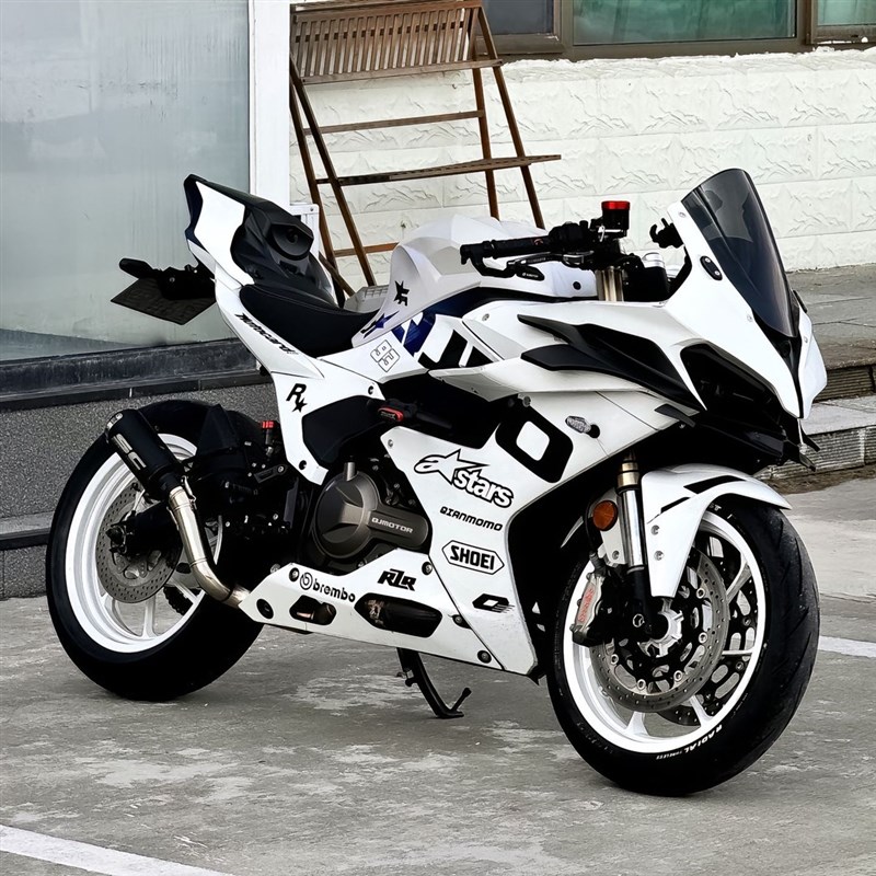 赛550s改装RCR驼峰 R1驼峰 加I高竞技后尾翼 快速无损安装