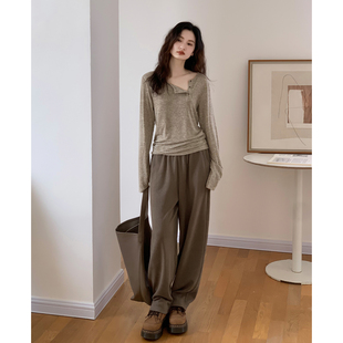 EM八月 斜钮扣设计针织衫上衣T恤女秋季新款覆古显瘦内搭打底衫