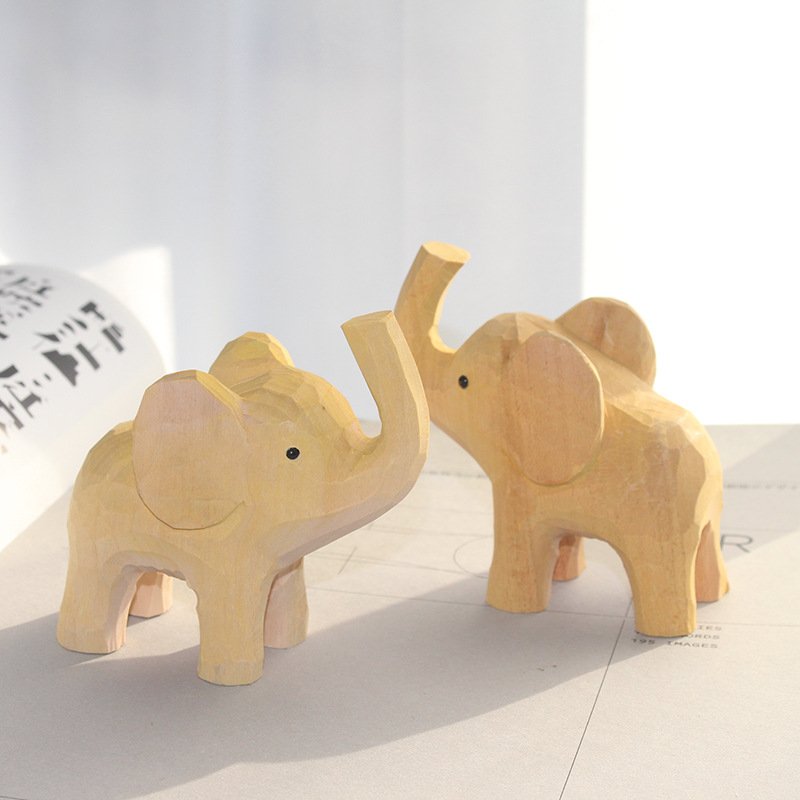 青木凡 现代简约风椴木小象摆件办公桌面装饰礼品