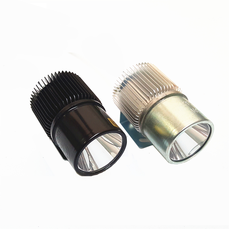 电动车超亮LED前大灯摩托车内外置强光防雾灯泡电瓶踏板三轮车灯