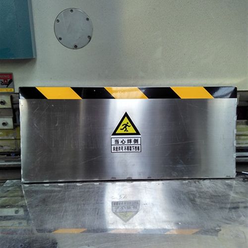 不锈钢防鼠板挡鼠板201/304/配电室挡鼠板食品生产厂车间挡鼠板