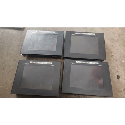 触摸屏XBTGT5230,成色如图,功能包好.四台,成