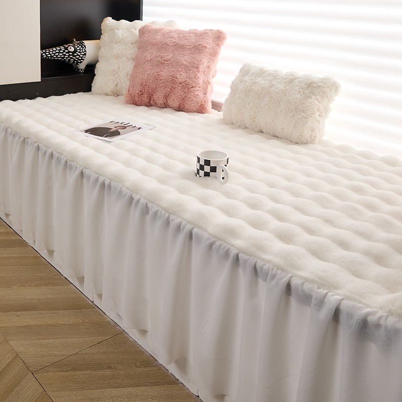 飘窗垫窗台垫防滑兔毛绒公主风裙摆卧室榻榻N米阳台坐垫定制可机