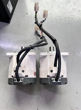 MQMA042P1N  伺服电机.实物拍摄