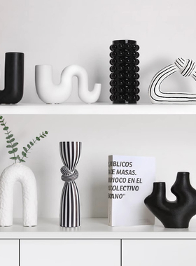 现代高档抽象艺术摆件家居创意客厅酒柜电视柜样板间软装饰品摆设