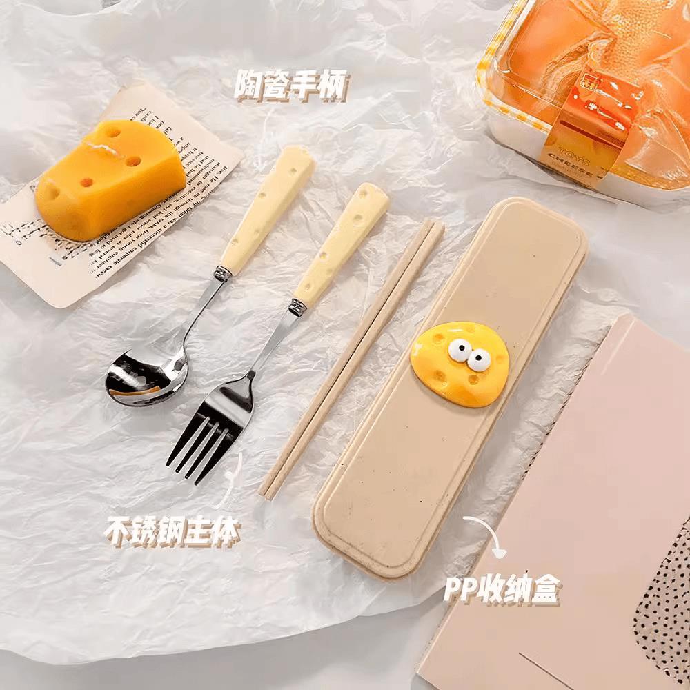 不锈钢可爱奶酪筷子勺子套装便携叉子学生一人用单人装餐具收纳盒