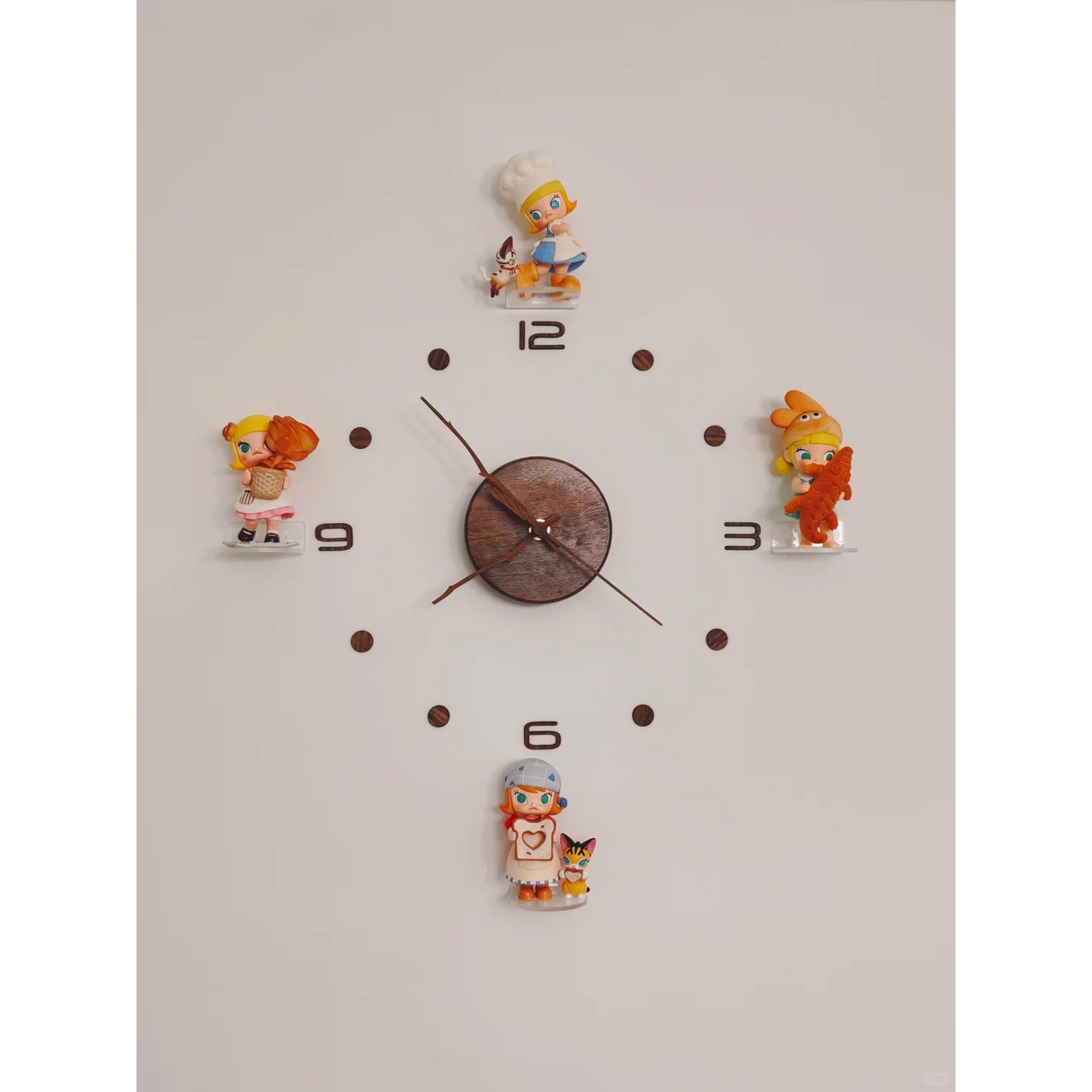 胡桃木数字时钟简约客厅挂钟实木创意挂墙盲盒手办diy静音钟表