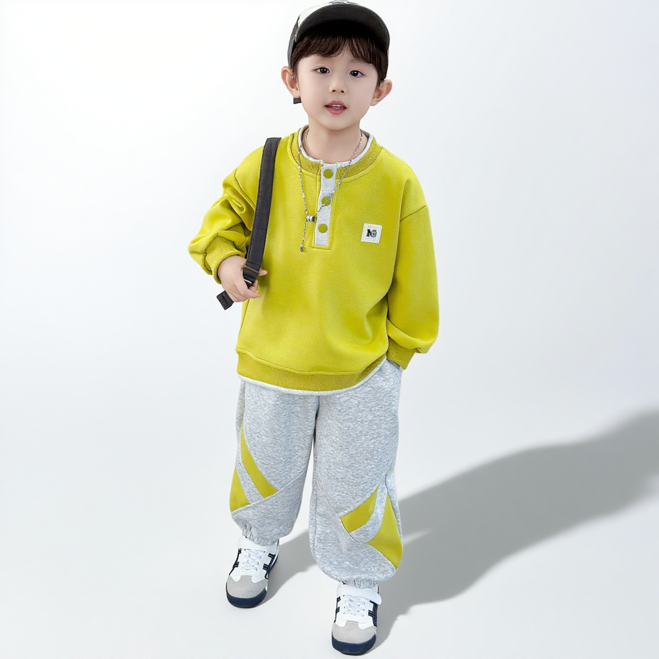 男童卫衣套装春秋季帅气拼色衣服