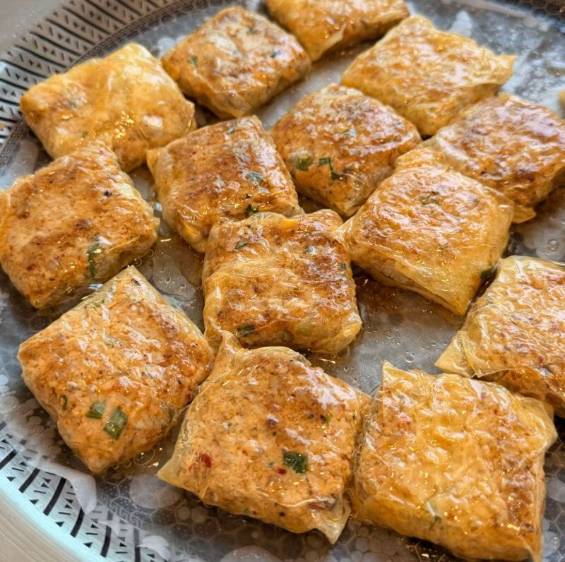 贵州毕节特产皮包豆腐煎炸烤