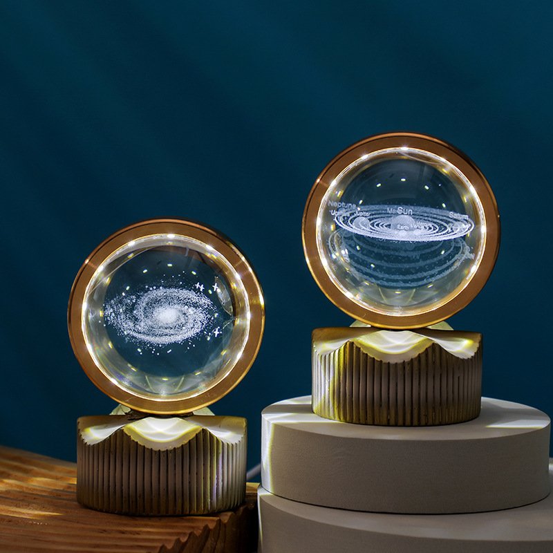 发光3d内雕星空漫步月球水晶球小夜灯创意办公桌面摆件送学生礼品