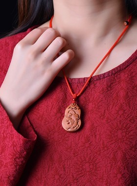 桃木护身十二生肖吊坠护身符挂件兔子老虎项链儿童小孩男女款饰品
