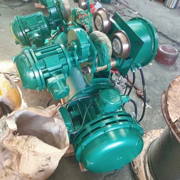 YSE100L-4 YSE100L1-4实心转子三项异步电动机 起重机运行电机