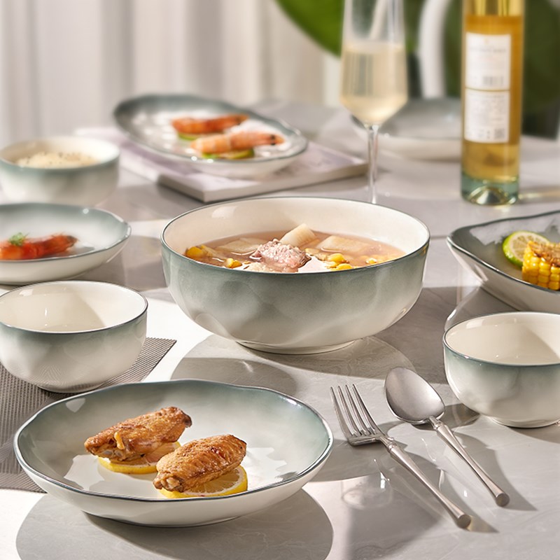 高级感碗碟套装家用2024新款简约碗盘乔迁碗筷陶瓷釉下彩餐具盘子