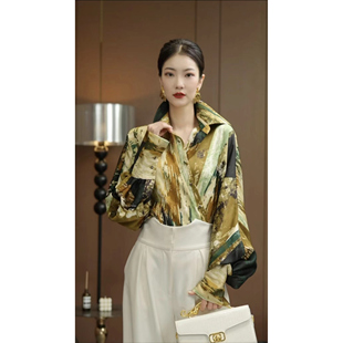811 芈莱尤优——新款 艺术印染衬衣C22