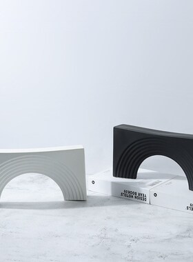 现简约几何陶瓷拱门拱形摆件创意样板间客厅餐桌酒店家居装饰品