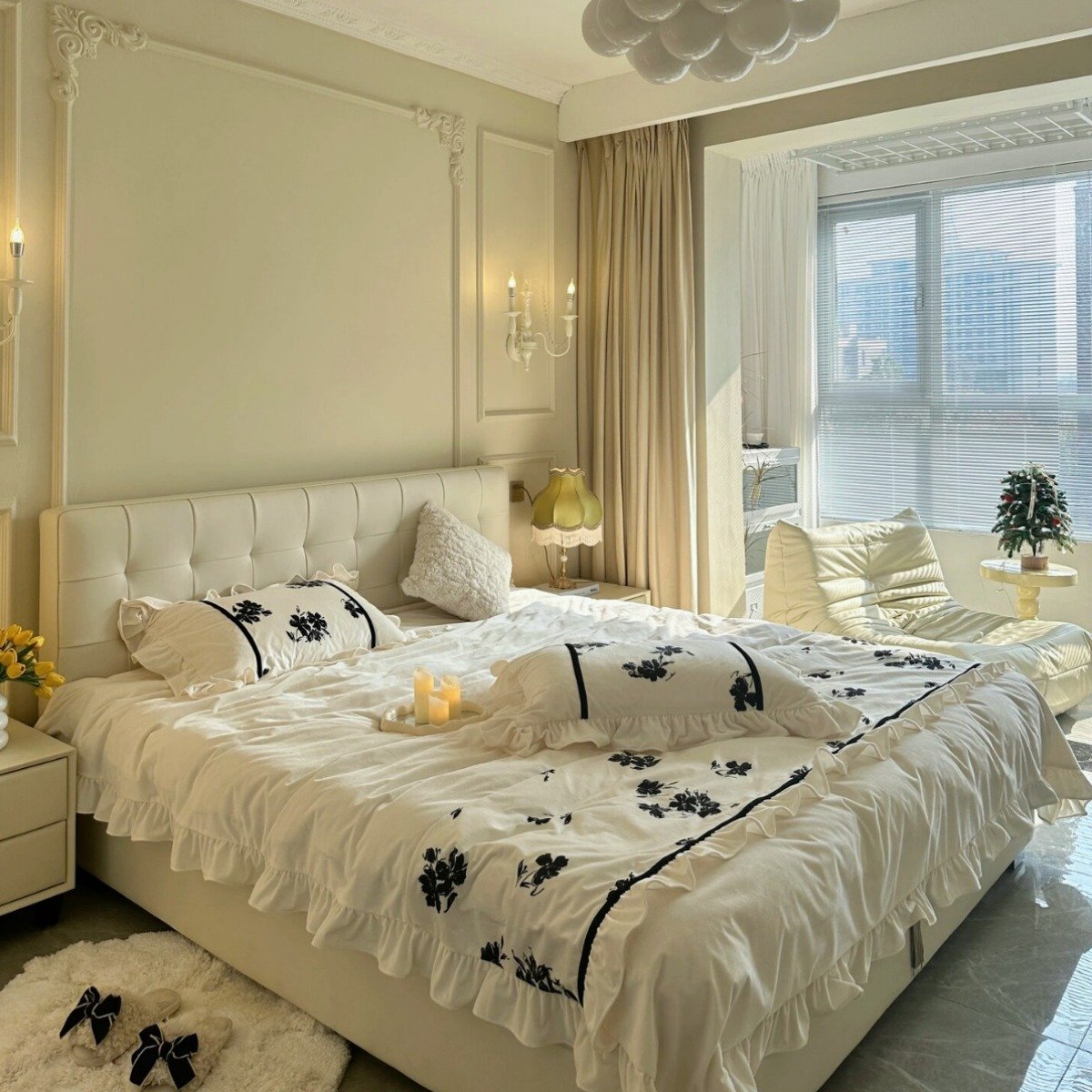 奶油风真皮床云悠悠床网红现代简约悬浮床主卧大床轻奢极简小户型