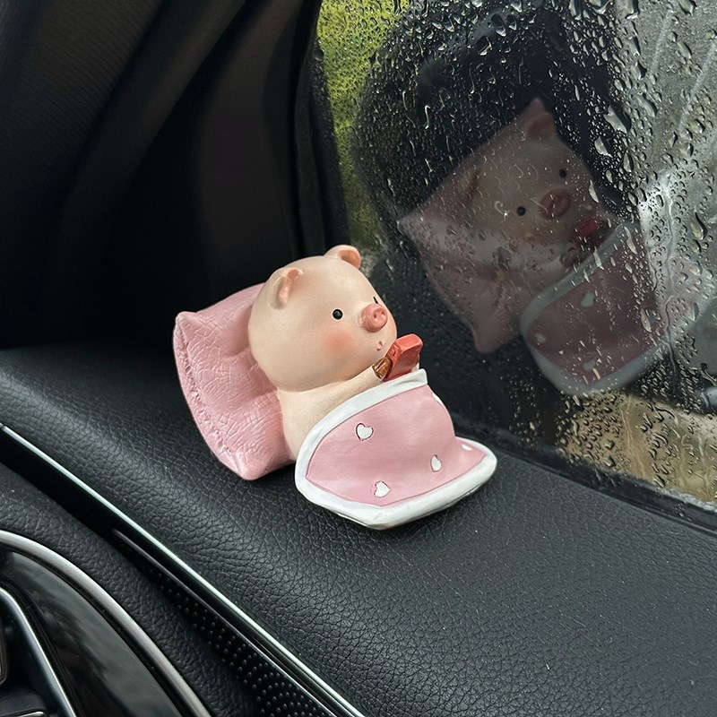 创意可爱小猪睡觉摆件汽车装饰网红车载卡通公仔手办礼物模型玩偶