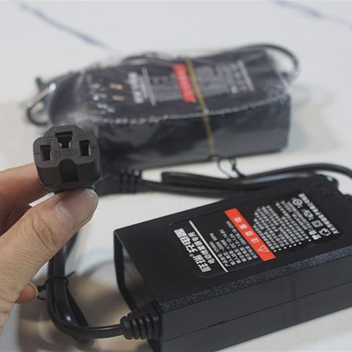 祥瑞12V电动喷雾器充电器智能锂电池8A10A电瓶充电器三插头通用