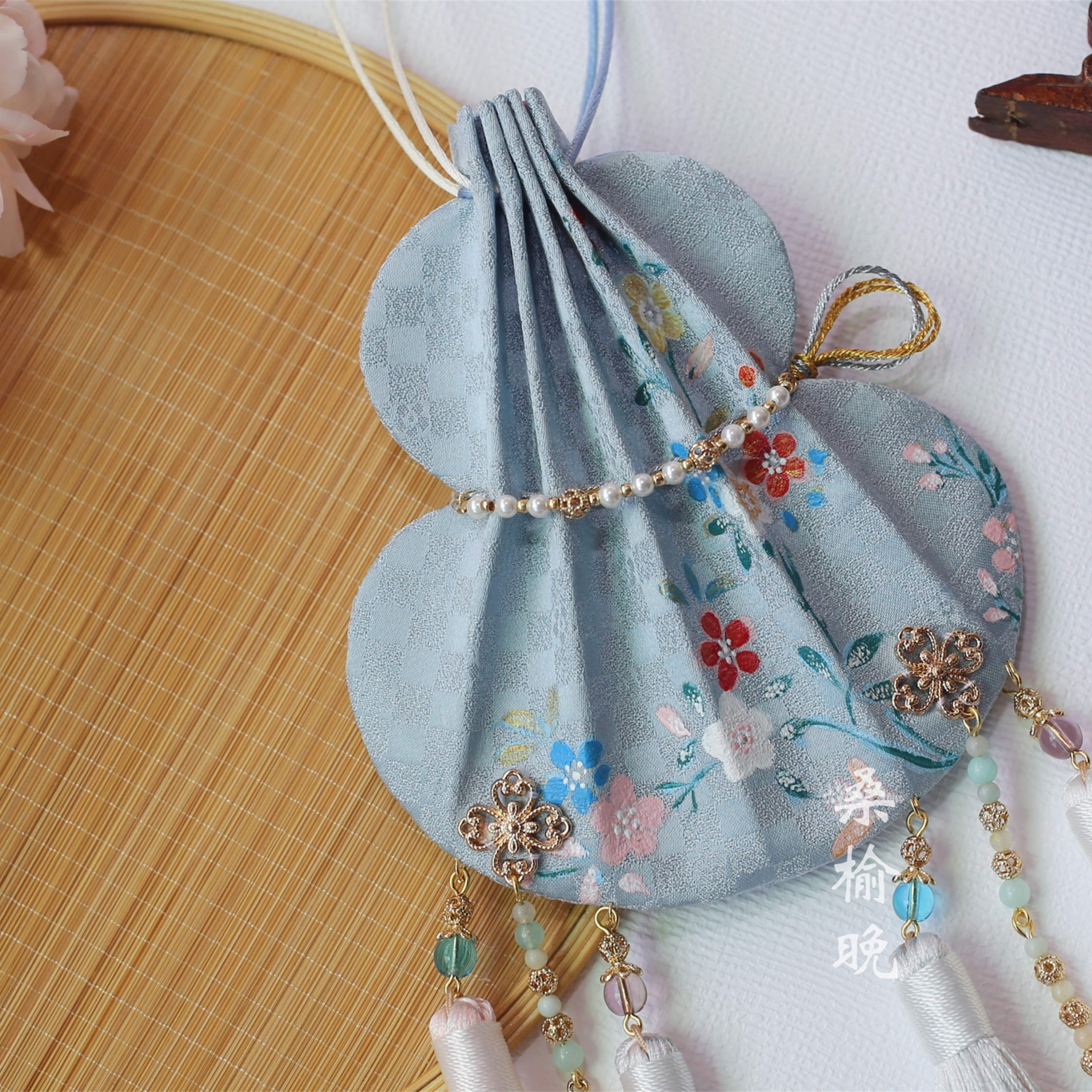 桑榆晚-似水正绢手绘葫芦异形荷包古风汉服配饰古法流苏抽绳腰佩