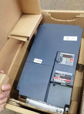 VFS15变频器11KW,实物拍摄,95成新,箱还在