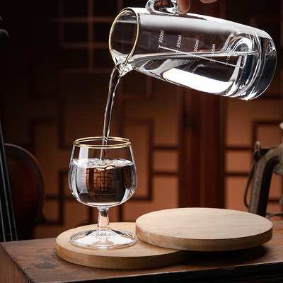 轻奢白酒杯套装家用高档二两小酒杯子高脚水晶玻璃分酒器酒盅酒具