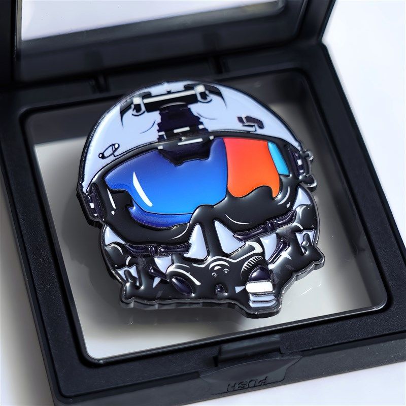 空军战斗机【熊猫盔】轻量化通用型头盔  飞行头盔金属徽章