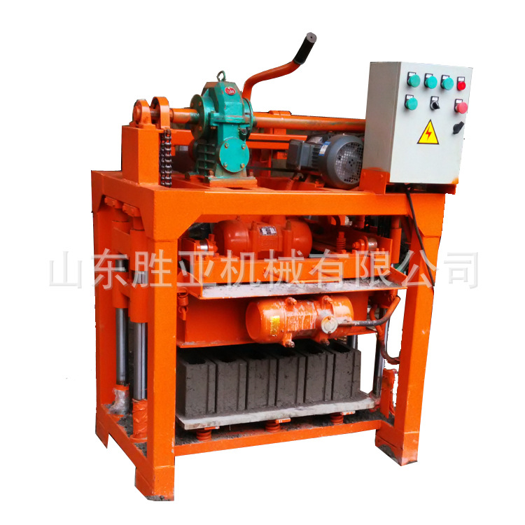 出口喀麦隆 QMJ4-40 small cement hollow block brick machine