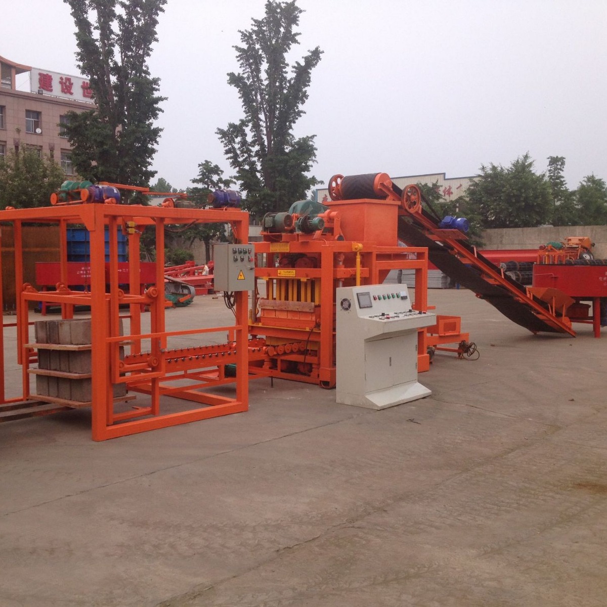 胜亚 QTJ4-25 制砖机 空心砖机 QTJ4-25 hollow block machine