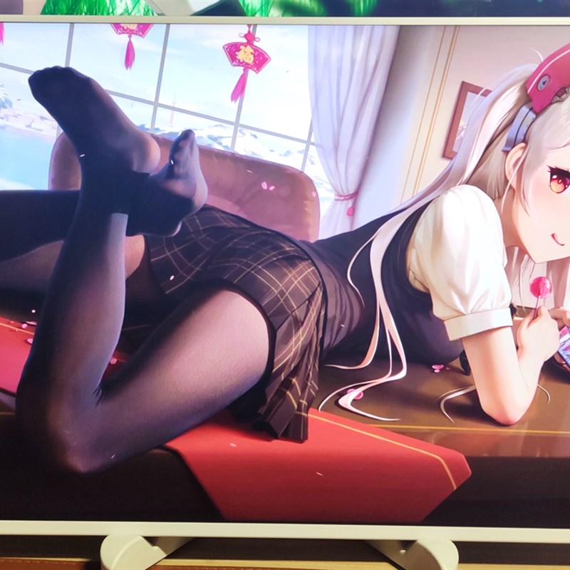 16寸2.5K分辨率144hz高刷1A00%sRGB高色域极窄边框便携显示屏