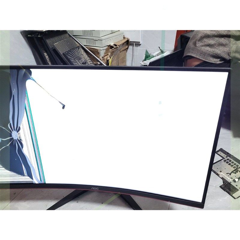AOC32寸2K曲面显示器CQ32G1.成色如图,背面有使用