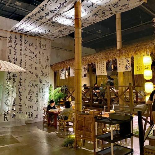 古风场景布置仿真茅草屋顶装饰隔热稻草防水防火茶馆商用稻草装扮