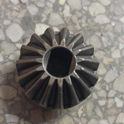 潍柴雷沃RG70收割机配件高位伞齿轮