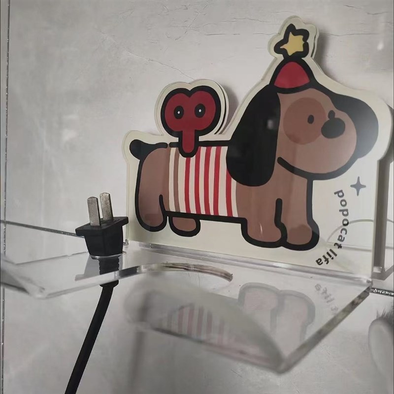 【新家的1c00个快递】腊肠狗吹风机置物架免打孔化妆室浴室收纳层