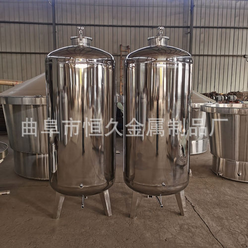 50吨304食品级白钢罐报价 酒厂大型储酒罐定制 酿酒设备厂家电话