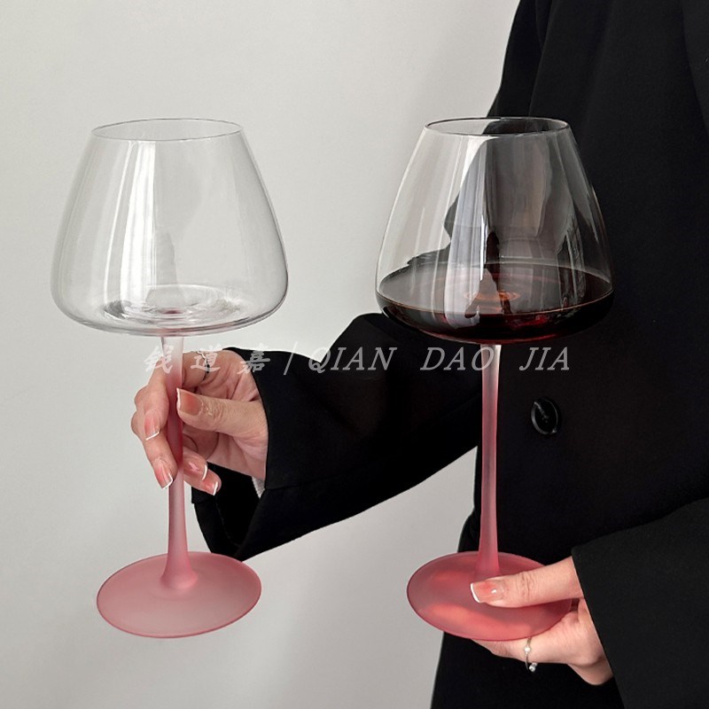 高级感磨砂粉杆高脚红酒杯大号勃艮第杯家用轻奢葡萄酒杯玻璃杯子