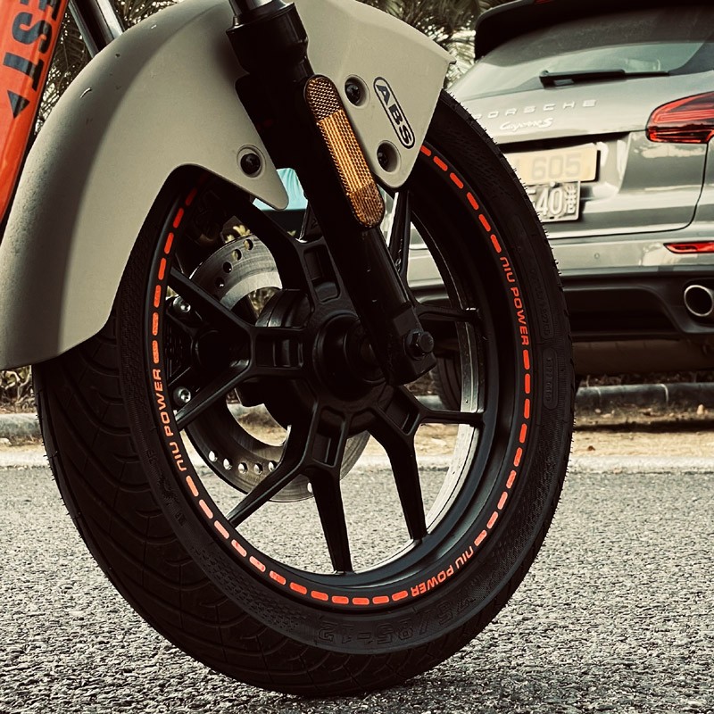 小牛U2贴纸新款Uqi+电动车反光轮圈轮毂个性装饰条改装配件