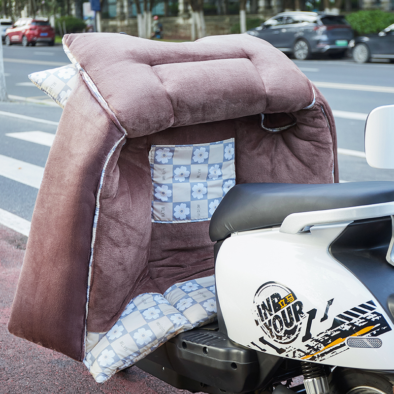 电动车挡风被冬季加宽加厚秋冬季机车挡风罩防雨四季通用挡风被