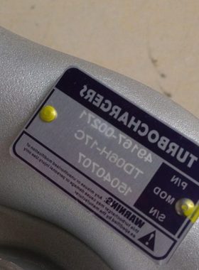 加藤推土机TD06H-17C 49167-00271涡轮增压器