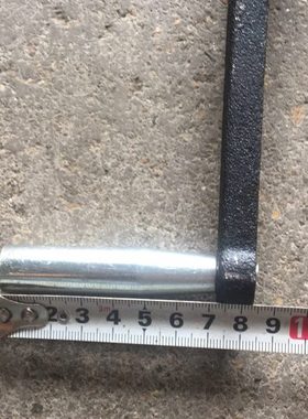 b665 8002方孔摇把 17x17内四方19x19铸钢材质 可转动手柄