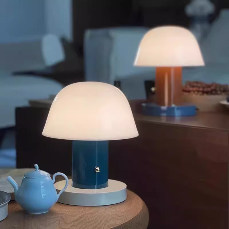丹麦轻奢北欧复古小台灯卧室床头灯充电触摸装饰客厅氛围灯蘑菇灯
