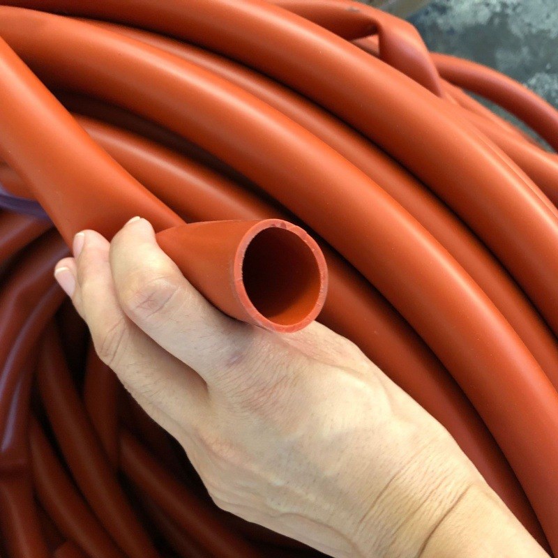 供应16*2f0口径硅胶管 耐高温硅胶管 水管硅胶隔热保护套