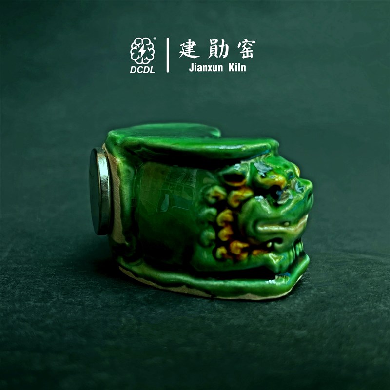 深圳博物馆唐三彩双狮小枕头陶瓷国潮原创设计风冰箱贴旅游纪念品