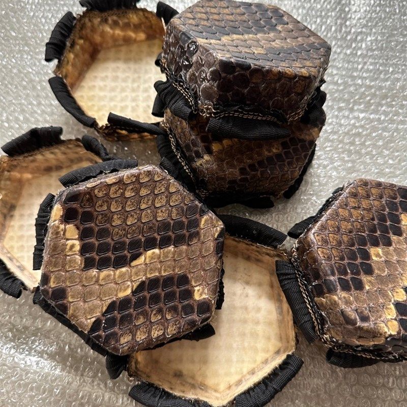 二胡皮 二胡蟒皮 蟒蛇皮 六角二胡蒙皮 琴皮 手工皮(可选皮)