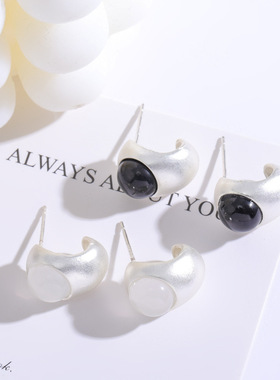 高级感哑光金属猫眼石银针耳钉女复古C形小众设计耳环简约风耳饰