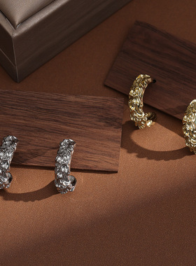 欧美复古C形不规则褶皱金属银针耳环女轻奢高级感耳环冷淡风耳饰